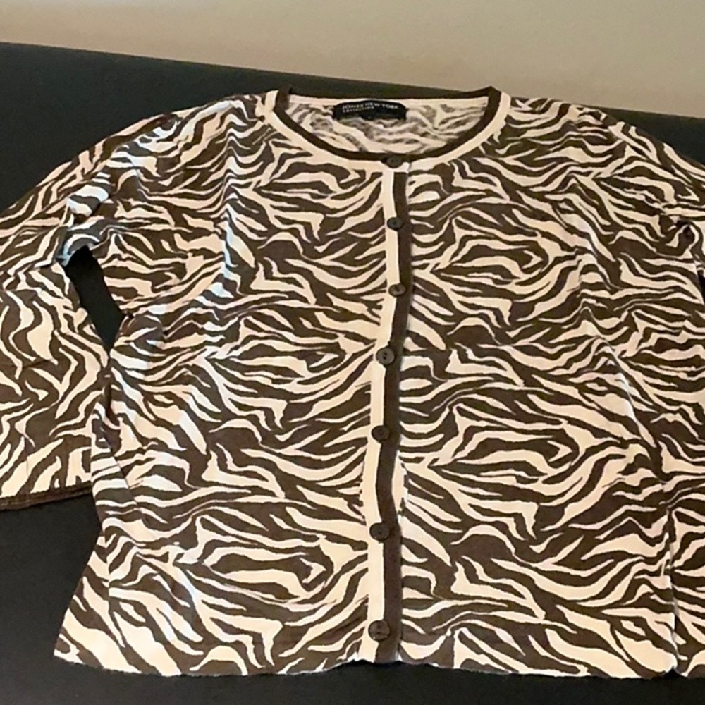 Jones New York Animal Print 3/4 sleeve length Cardigan